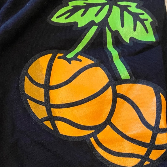 Chinatown Market size medium black basketball joggers Cherry 🍒 🏀 - Picture 2 of 6